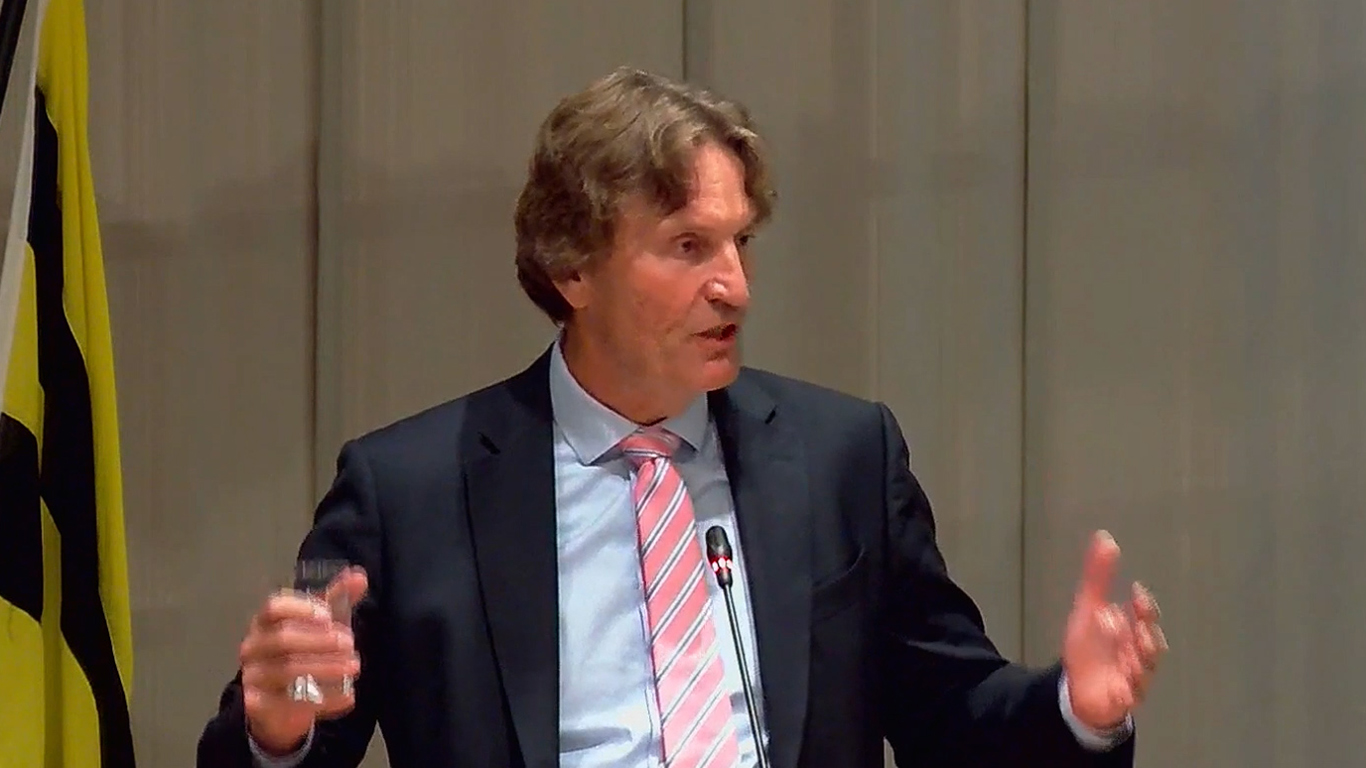 capture 30 september 2025 07 25 51 .mp4.00 14 59 12.Still001