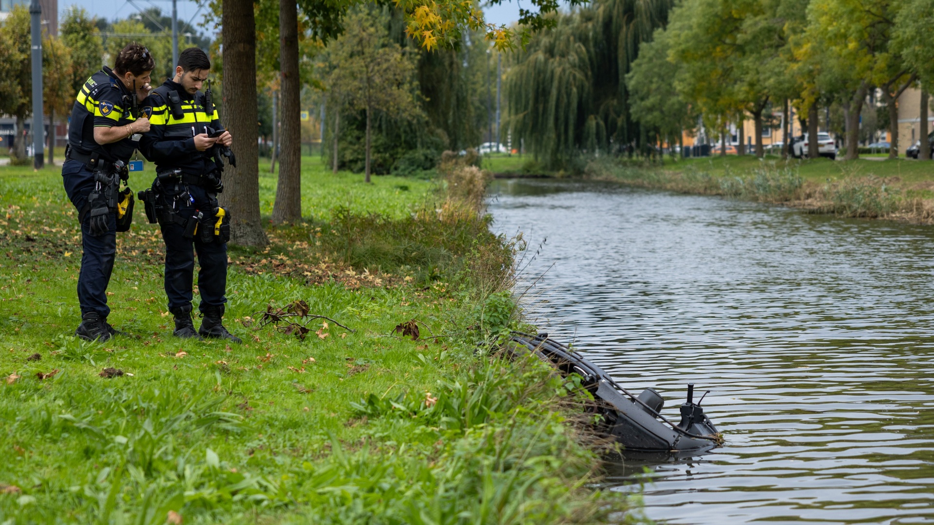 scooter_in_water_2.jpg