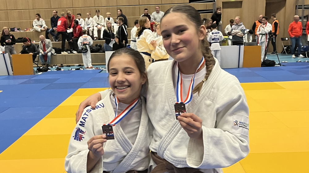 Twee Schiedamse medailles op NK judo -15 jaar