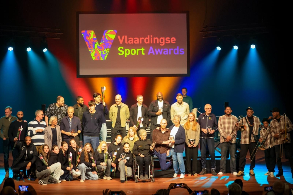 Bloeme Kalis sporter van het jaar in Vlaardingen, Zwaluwen beste sportploeg