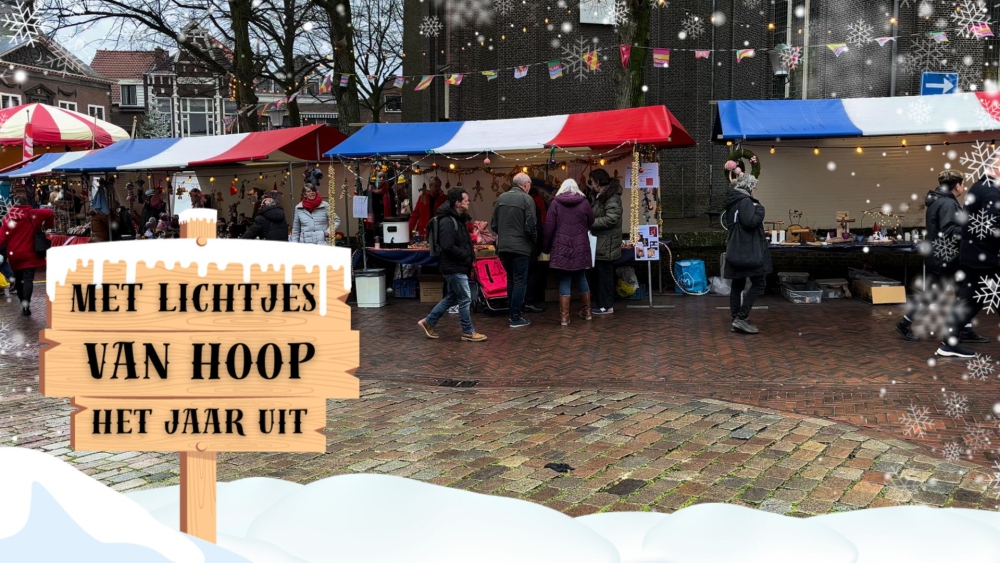 Met lichtjes van hoop het jaar uit: bezige bijen op de kerstmarkt