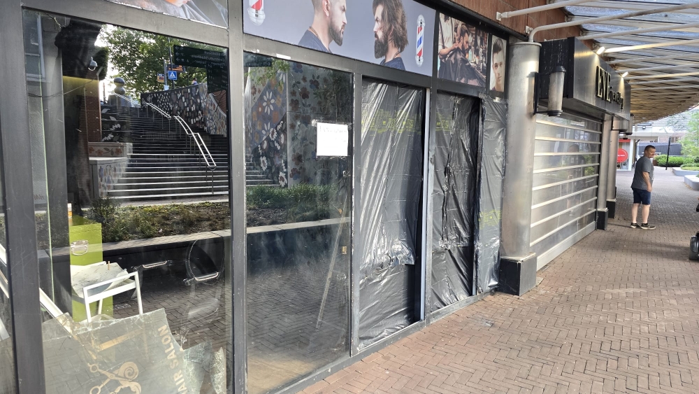 Burgemeester sluit Vlaardingse kapperszaak vanwege nieuwe explosie
