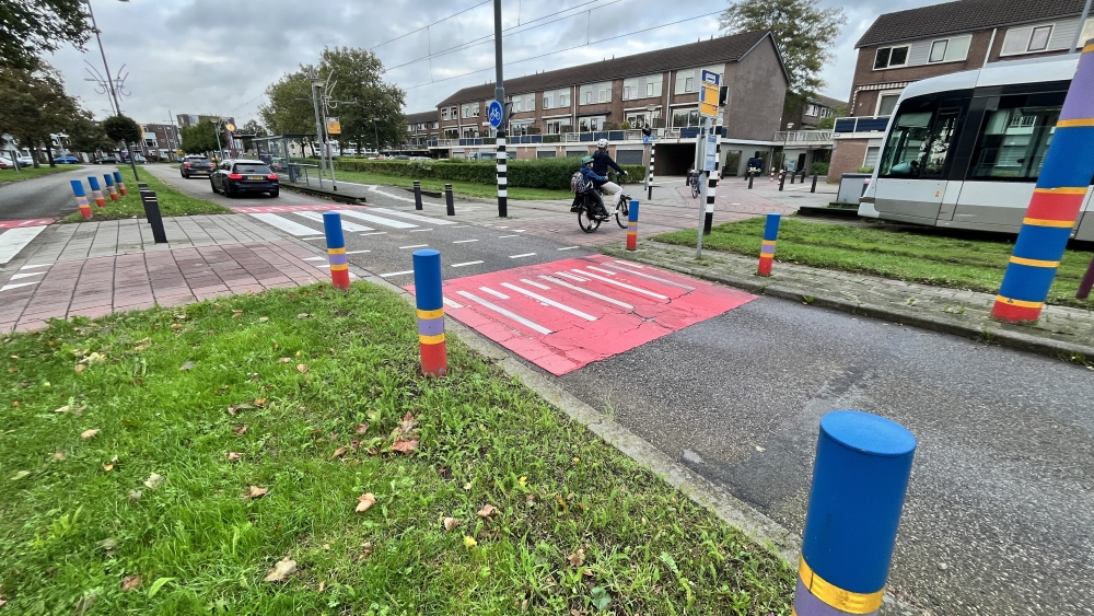 De voetgangersoversteekplaats waar het ongeluk plaatsvond. 