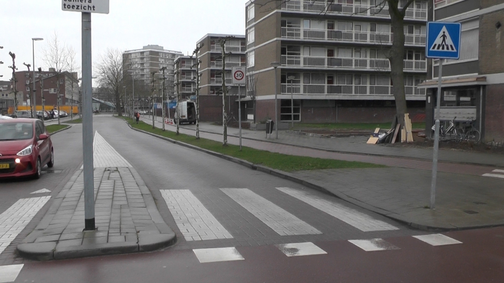 Politie en gemeente controleren bedrijven op Parkweg