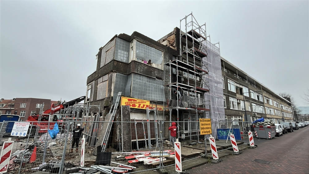 Sloop oude slagerij in Schiedam-West weer hervat, maar woningbouw is onzeker