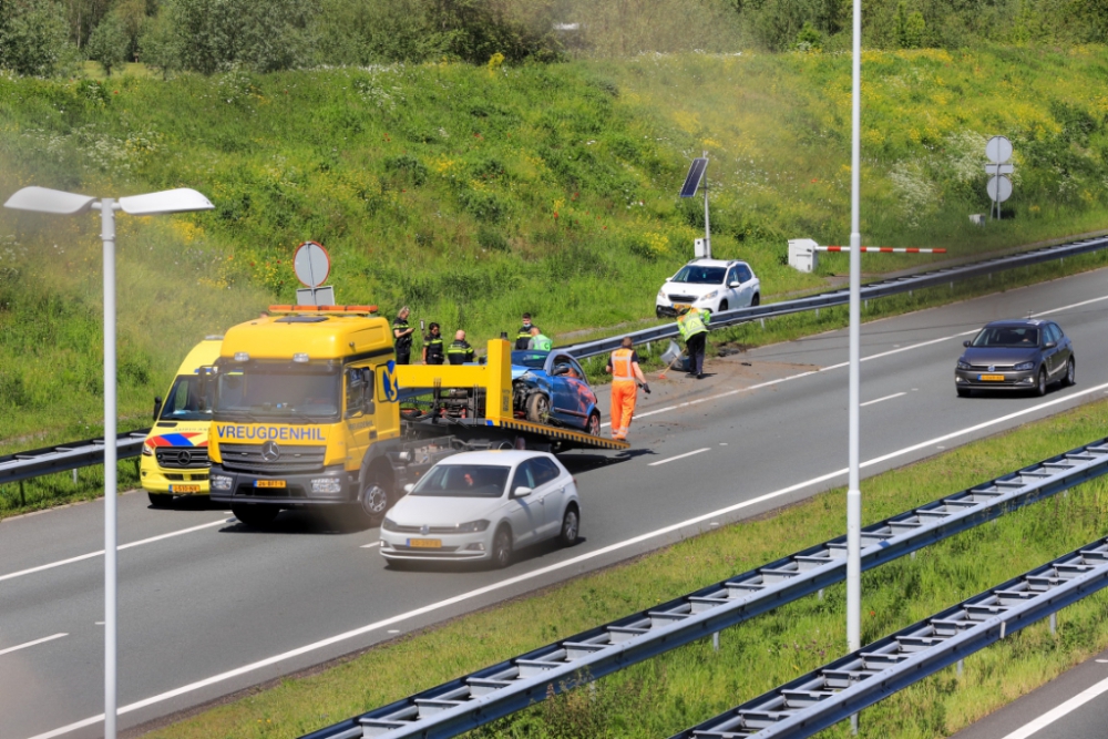 Ongeval tussen twee auto’s op snelweg A4