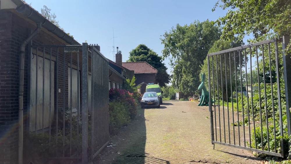De Zuidbuurthoeve, die gesloopt moet worden voor de bouw van een azc