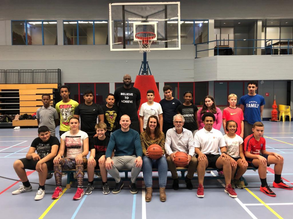 YETS Foundation start met basketbalteam op ProNovaCollege