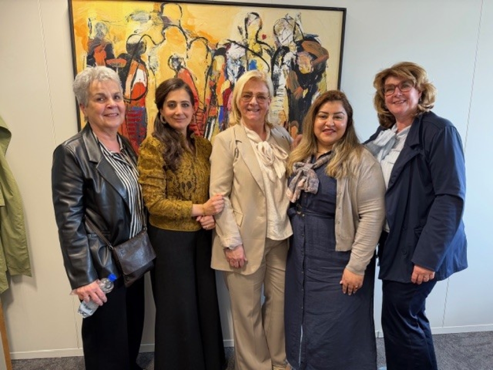 Krachtvrouwen Schiedam op missie in Den Haag over tekort opvangplekken