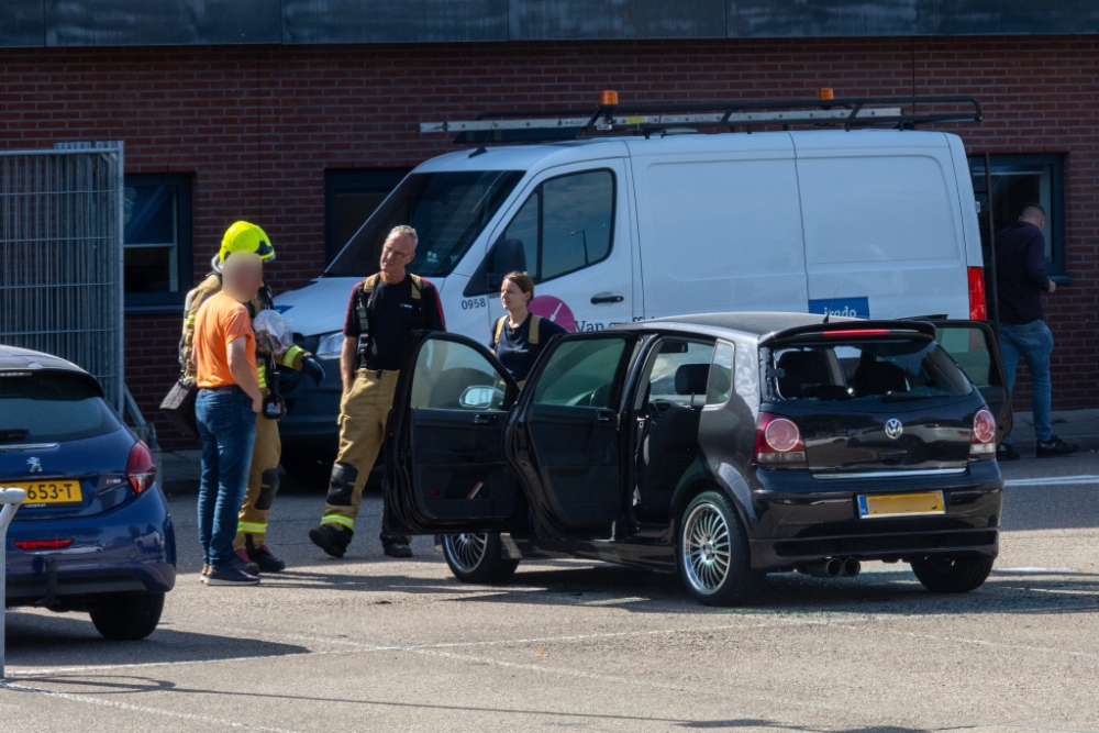 Brand in geparkeerde auto bij afvalverwerker Irado