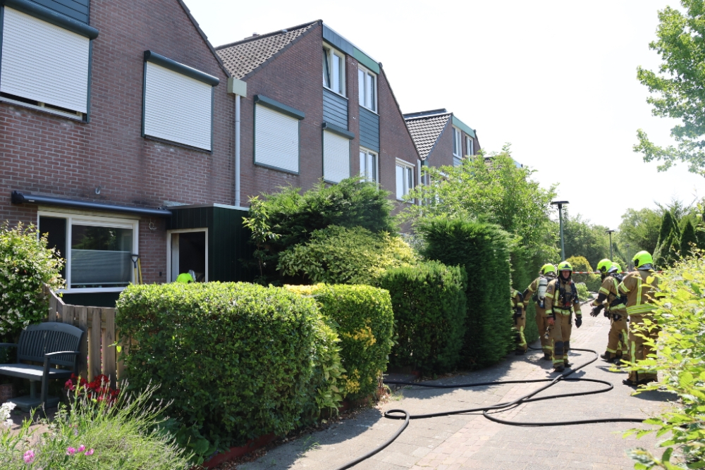 Brand aan de Nijkerkhoeve in Vlaardingen