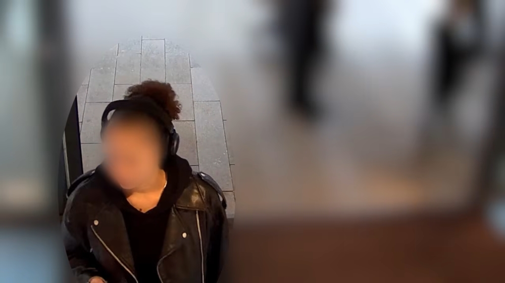 Beelden van verdachte babbeltruc, koopt dezelfde dag telefoons met pinpas slachtoffer