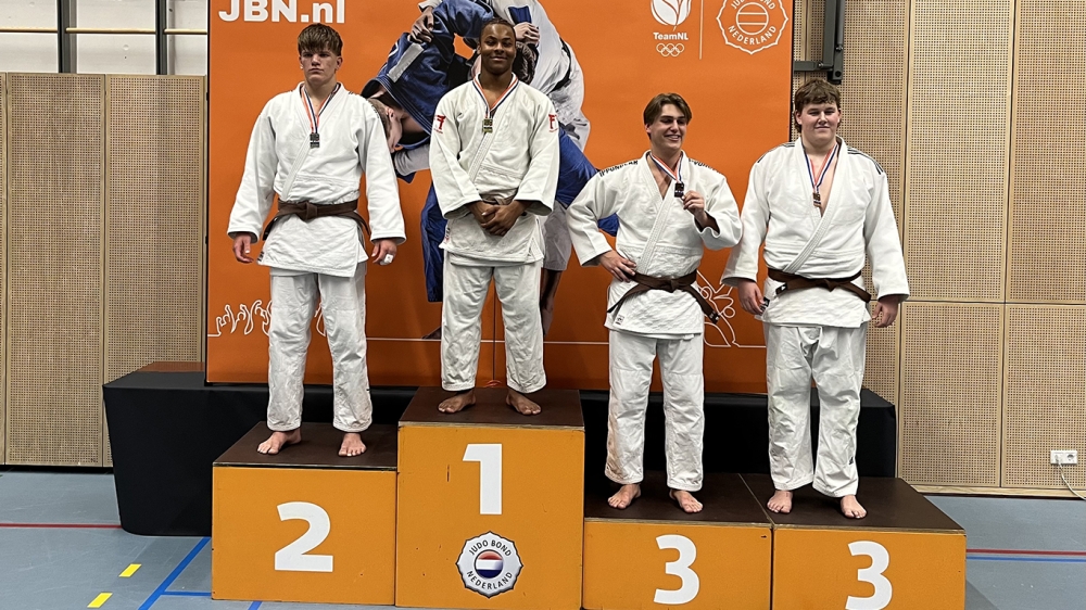 Judoka Giovanni Florencia van Sportinstituut Schiedam kampioen van Nederland