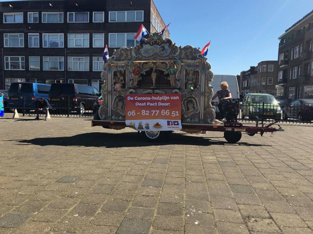 Draaiorgel door Oost als verrassing voor de bewoners