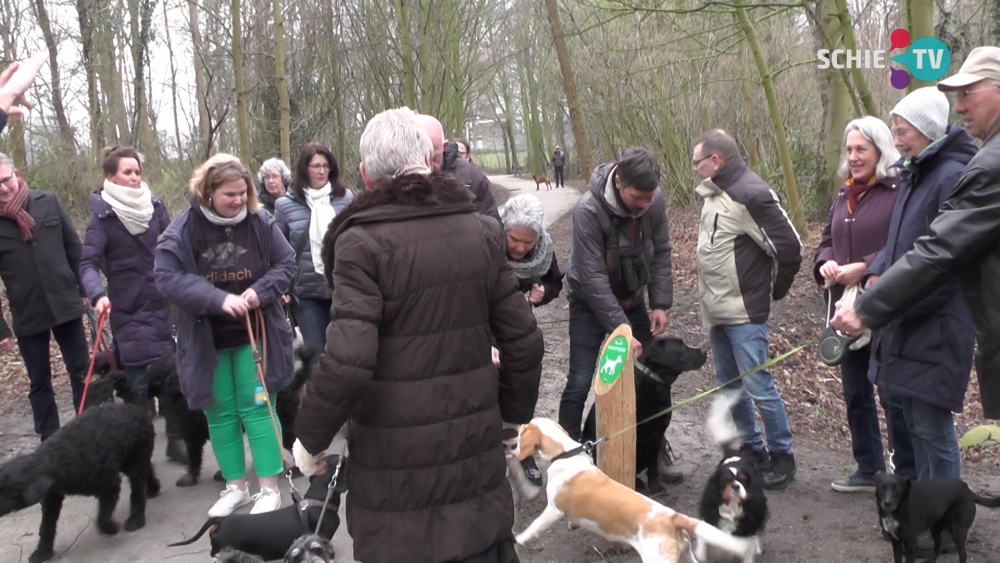 Protest van hondenbezitters in het Sterrebos