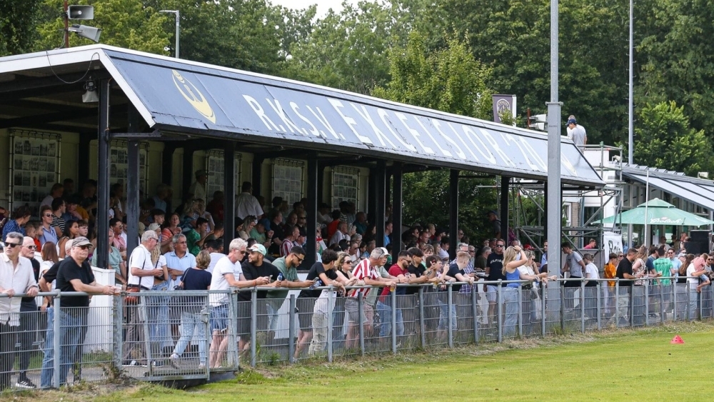 Bitterballen- en tosti-dief van Excelsior &#039;20 en SV&amp;HV voor de rechter