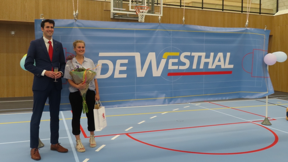 ‘Mooiste sporthal van Vlaardingen’ officieel geopend in de Westwijk