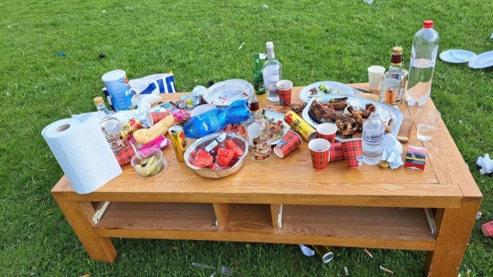 Bewoners Maasboulevard vragen om barbecue-verbod: ‘Rook-, afval- en rattenoverlast’