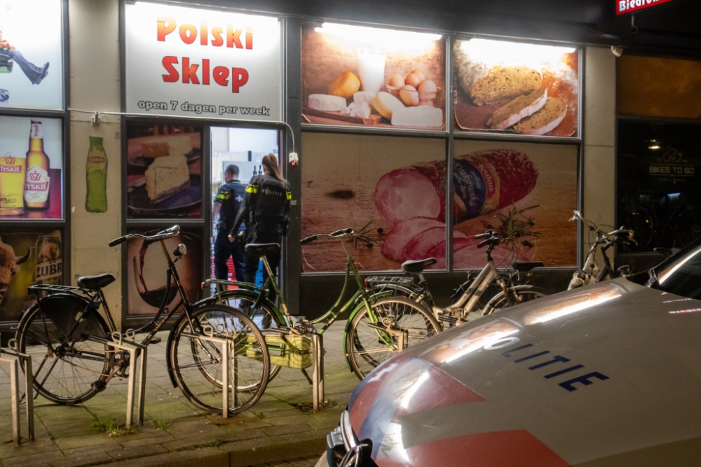 Gewapende overval op Poolse supermarkt in Schiedam door &#039;grote man&#039;