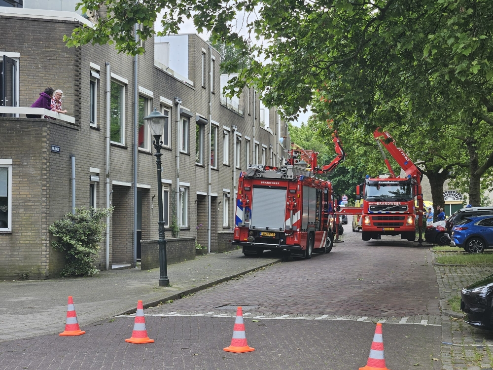 Hulpdiensten rukken uit voor reanimatie in Schiedam