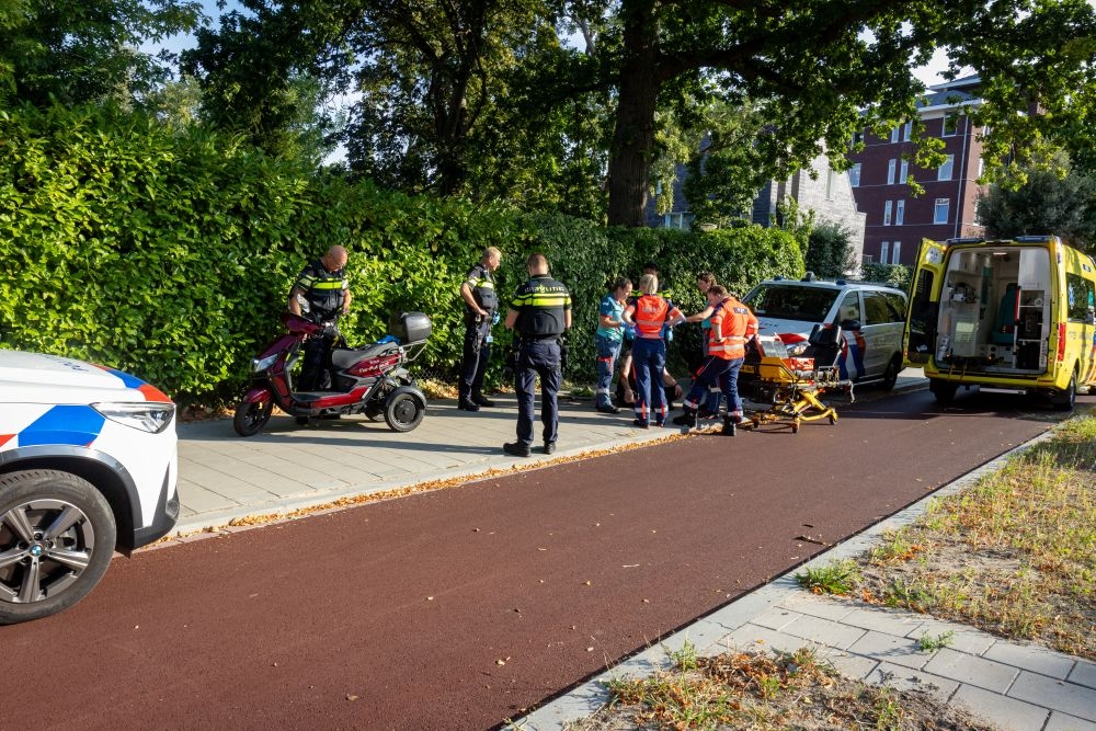 Man flink gewond door val met scootmobiel op BK-laan