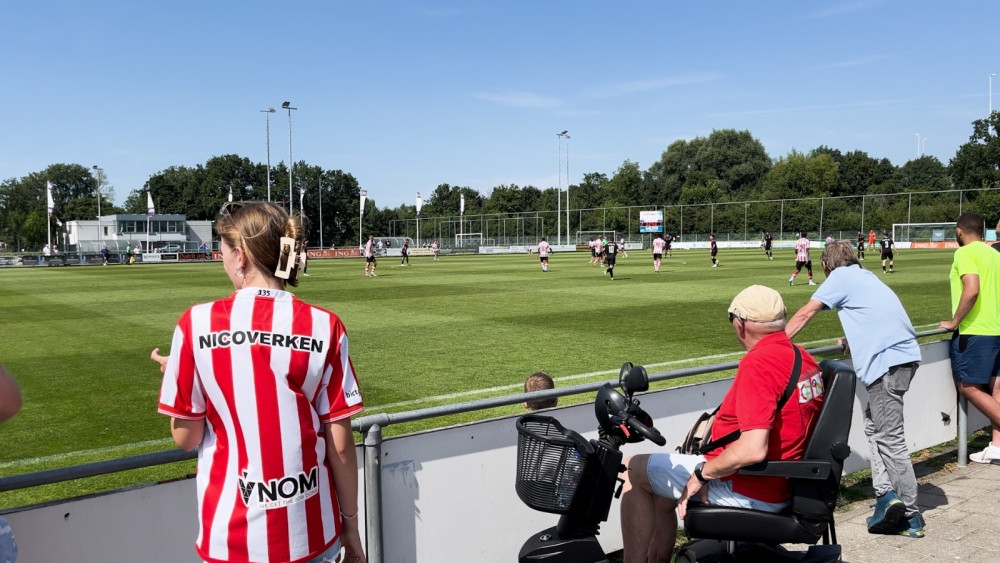 Sparta Rotterdam speelt oefenwedstrijd op Vlaardingse grond