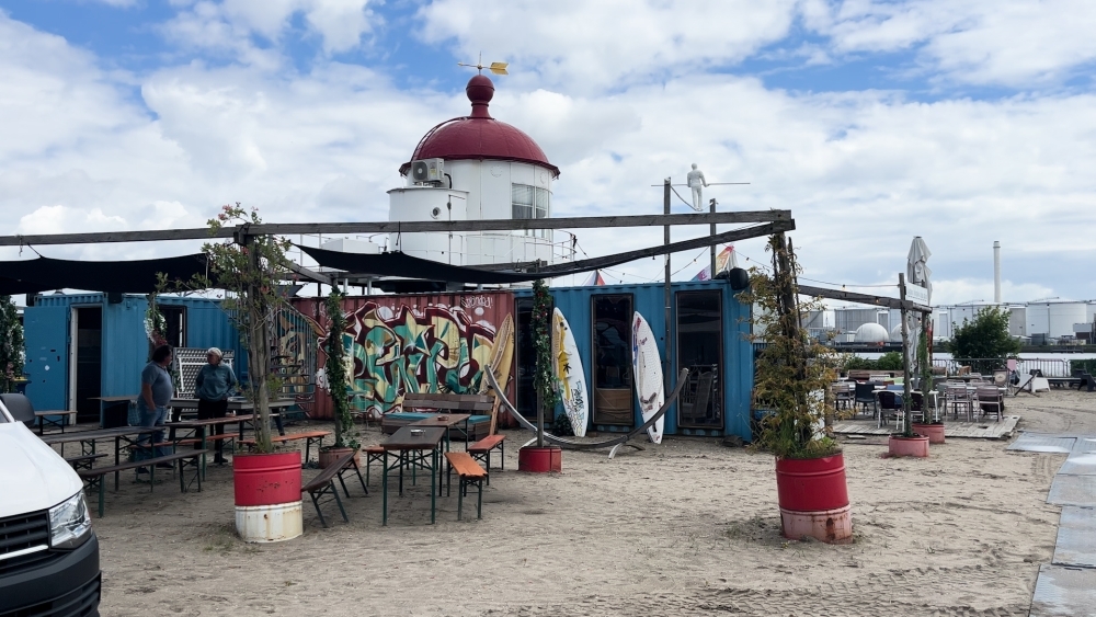 Stadsstrand maakt zich ‘eindelijk’ op voor feest voor Vuurtorenwachters