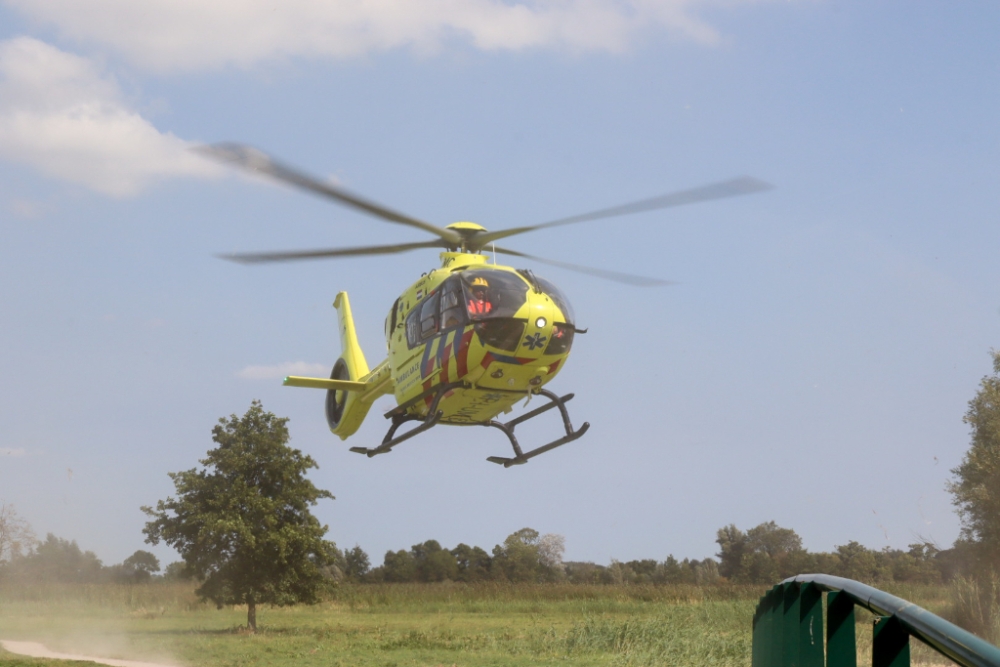 Traumahelikopter ingezet bij medische noodsituatie in Schiedamse woning