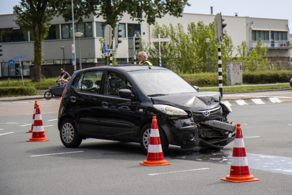 Berucht kruispunt afgesloten na weer een ongeval