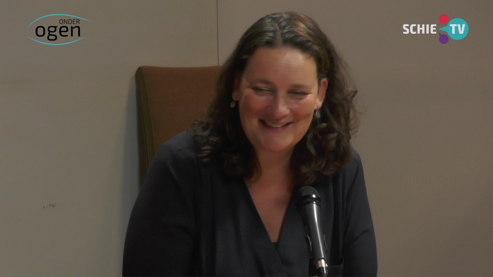 Deirdre Carasso, directeur Stedelijk Museum, over verbinding, verbouwing en afscheid
