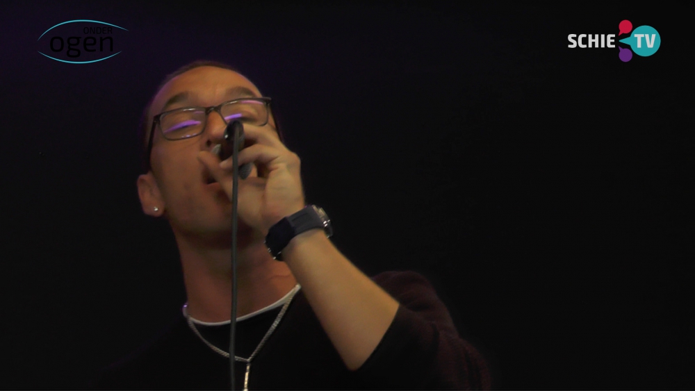 Optreden Bizzy Blaze met het nummer Stap voor Stap