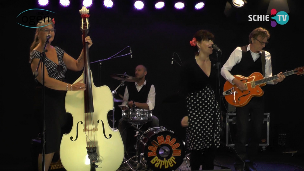 Live optreden Boom Boom Barber met het nummer Going Up The Country