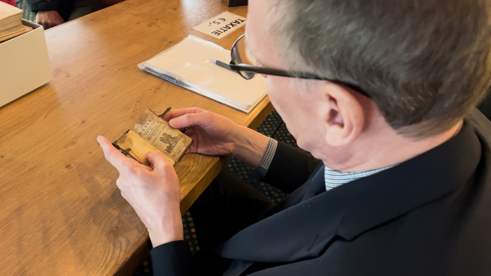 ‘Meer bijbels dan mensen’ op taxatiemiddag in Schiedam