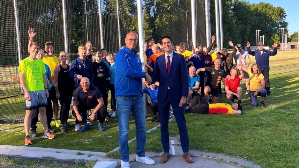 Vlaardingse atletiekbaan weer goedgekeurd voor wedstrijden, bijna alles opgeknapt