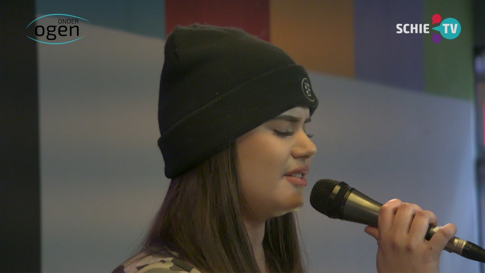 Live optreden Luana met het nummer Spotlight