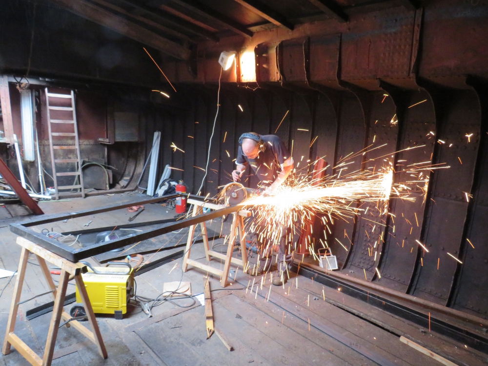 Vrachtschip Kabouter wordt atelier en expositieruimte