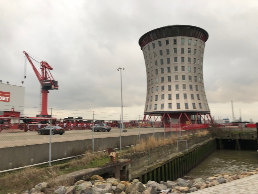 Schiedamse Mammoet nu de allergrootste