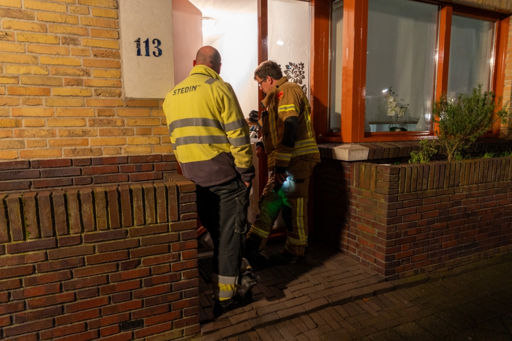 Brandweer en Stedin controleren tegelijk bij buren op 'vreemde lucht'
