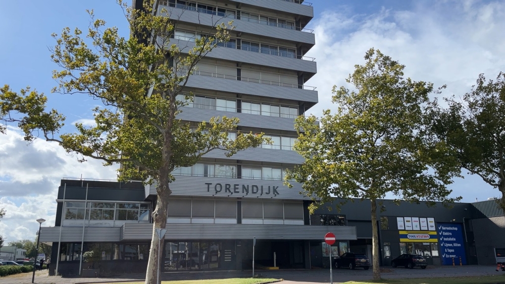 Geen asielzoekerscentrum in voormalig kantoorgebouw de Torendijk in Schiedam