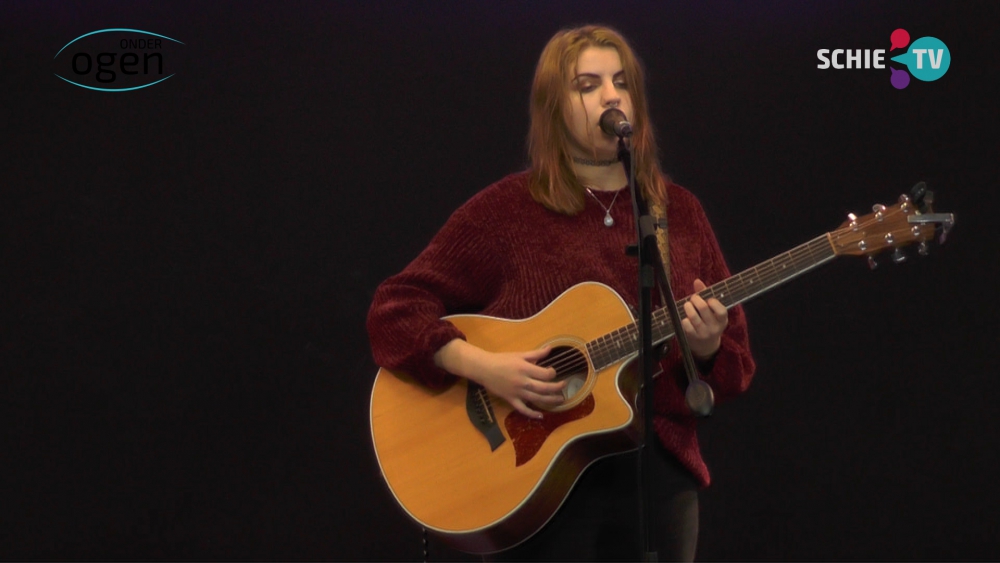 Live optreden Ismena Goossen met het nummer This World Will Break Your Heart