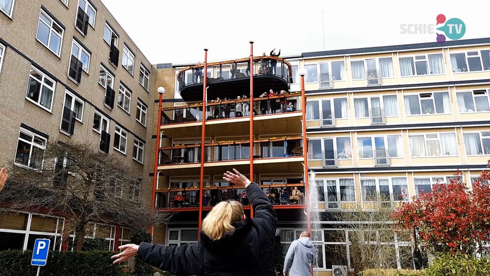 Optreden Suspenders en nog steeds nul besmettingen: dubbel feest bij Frankeland