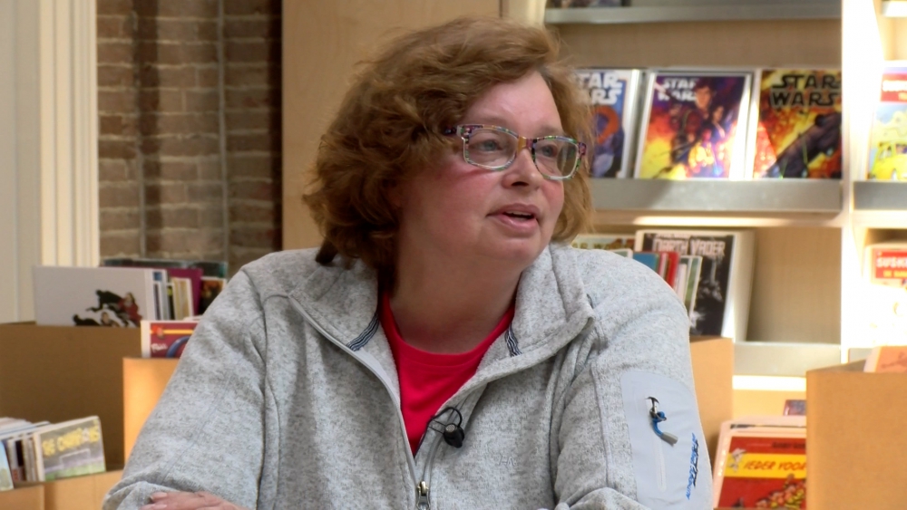 Maria Lambregts begint een voedselbank voor dieren in Schiedam