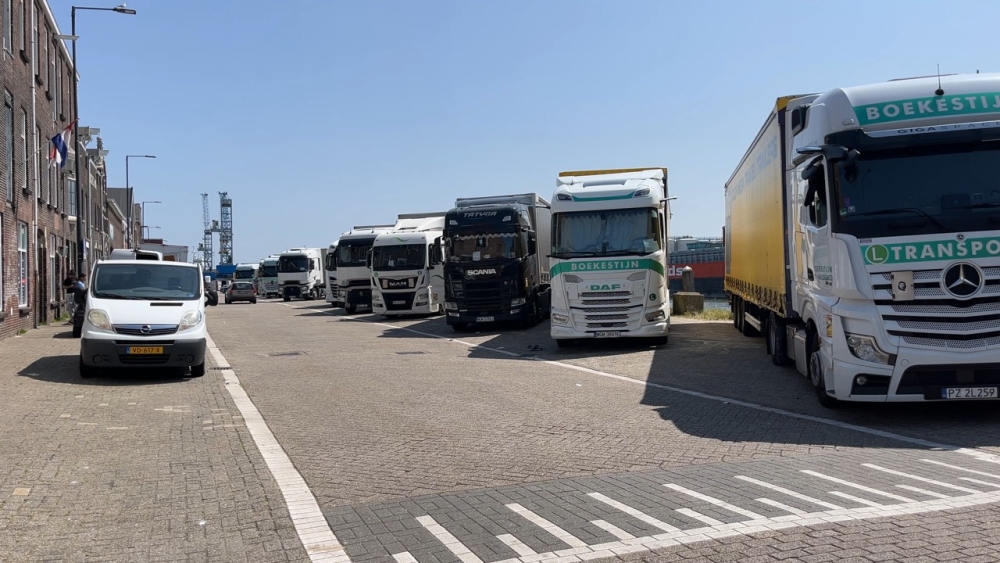 Buitenslaapboetes in Vlaardingen vooral voor buitenlandse vrachtwagenchauffeurs