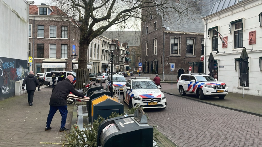 Persoon met vuurwapen in Schiedam niet gevonden, politie staakt zoektocht