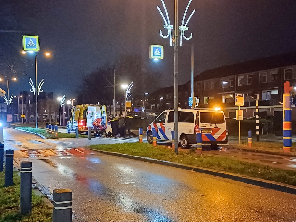 Man raakt gewond bij aanrijding op Scheepvaartweg Schiedam