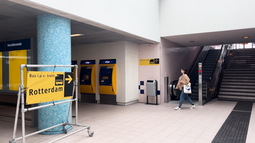 Reizigers positief over vervangend vervoer tijdens werkzaamheden Schiedam Centrum