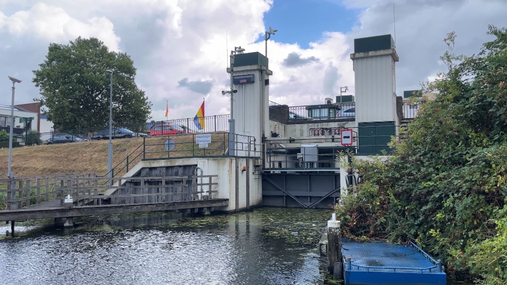 Droogtemaatregelen voorbij in Vlaardingen en Schiedam: sluizen gaan weer volledig open