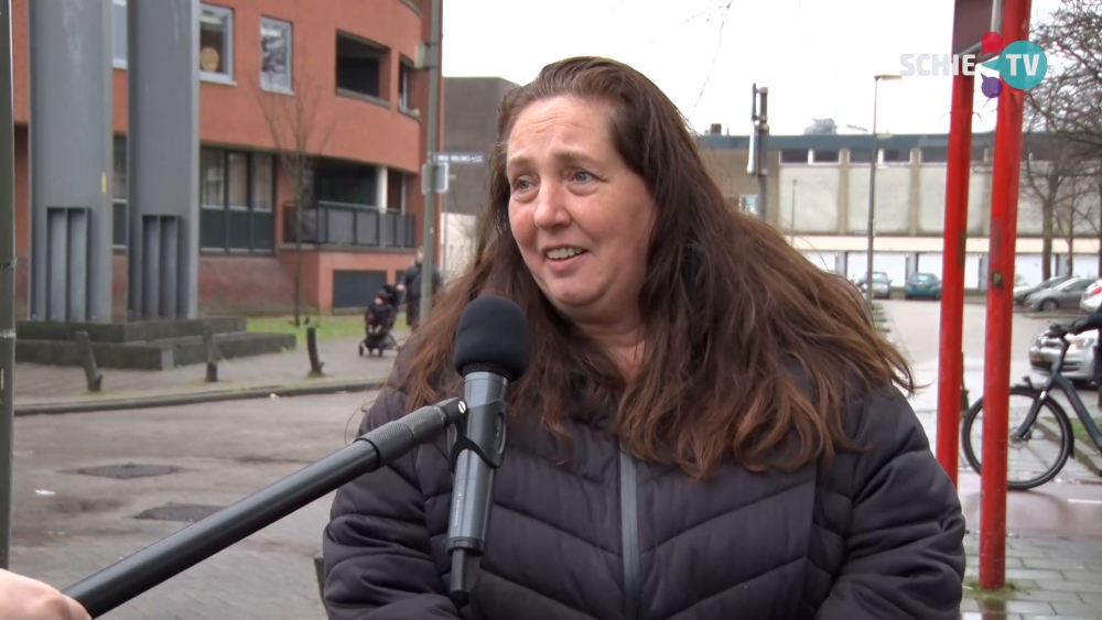 Poëzie ligt in Schiedam op straat