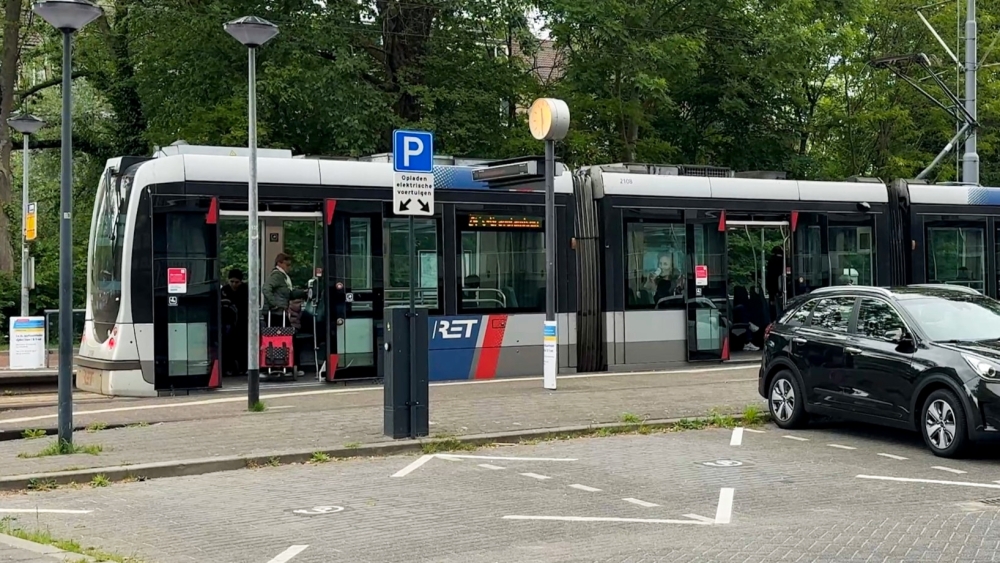 Landelijke korting verdwijnt, maar Schiedamse ouderen blijven gratis reizen