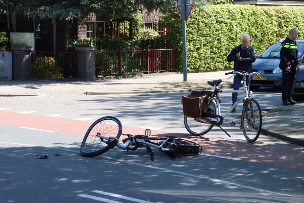 Man lichtgewond door aanrijding